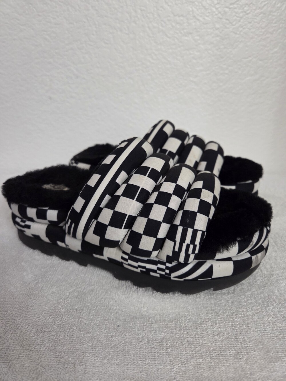 Ugg Maxi Checks Slide Women' Size 7 Black And White